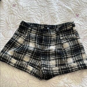 Mango Black and White Plaid Women's Shorts waist 28”